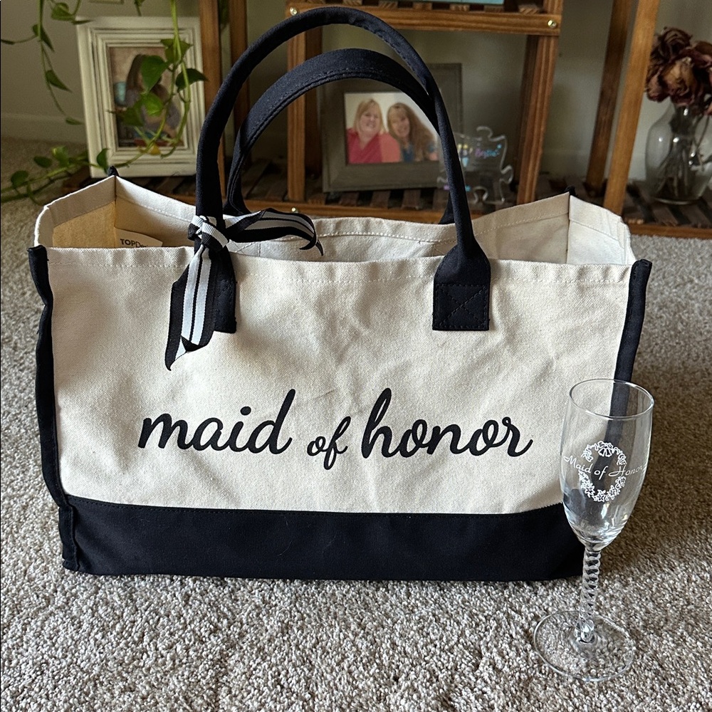 SUPER HOT A MUST HAVE MAID OF HONOR SET